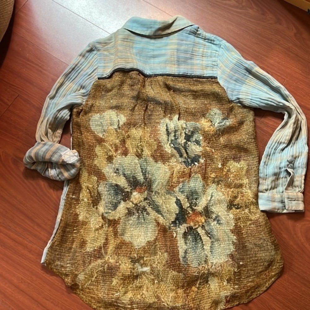 Soft Surroundings long sleeve light weight blouse PS‎ - Picture 12 of 14